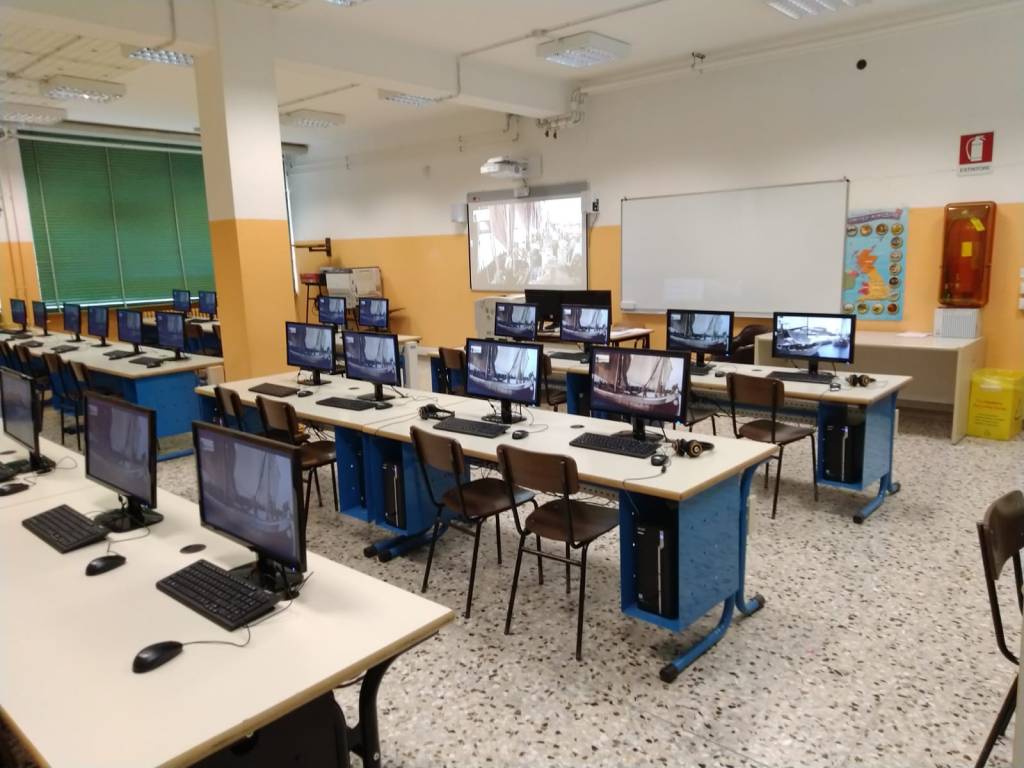 classroom software controls